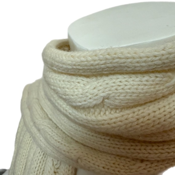 UGG Cream Cable Knit Scarf – 100% Wool Winter Wrap - Picture 5 of 9